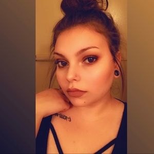 Meet your Posher, Veronica